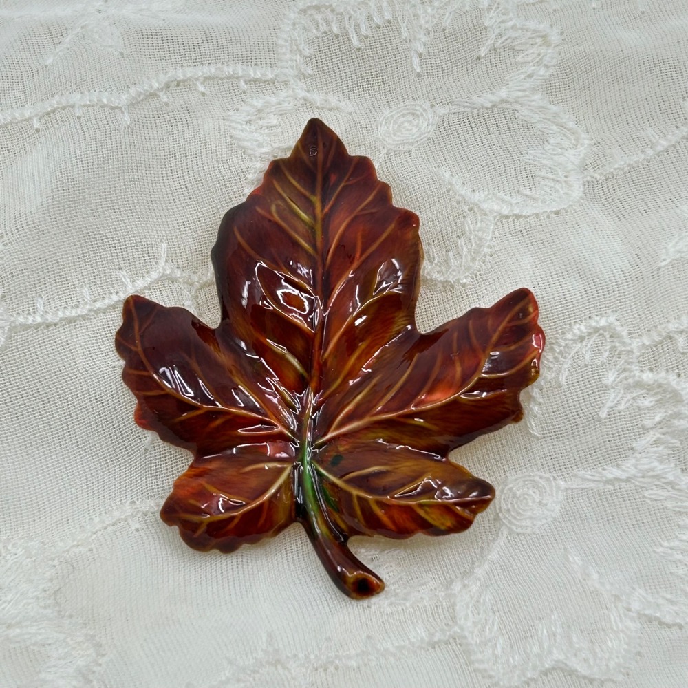 Vintage Hand Painted Maple Leaf Fall Brooch Original By Robert